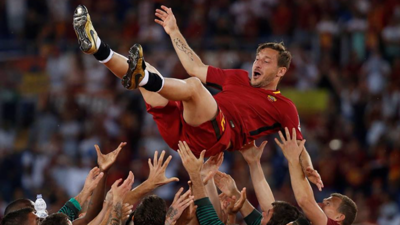 Je to oficiálne: Francesco Totti ukončil futbalovú kariéru